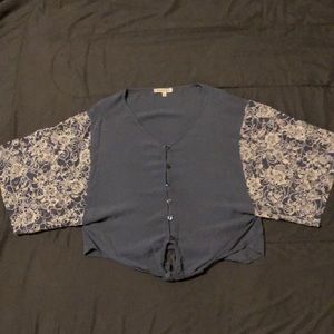 Francesca’s Harper Blouse, size L